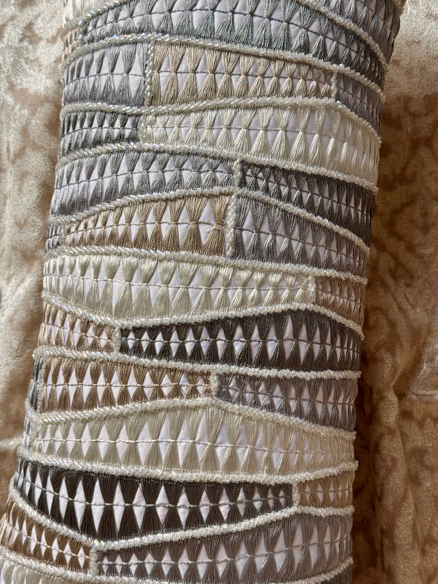 The Pearl Azra Lumbar (With Insert)