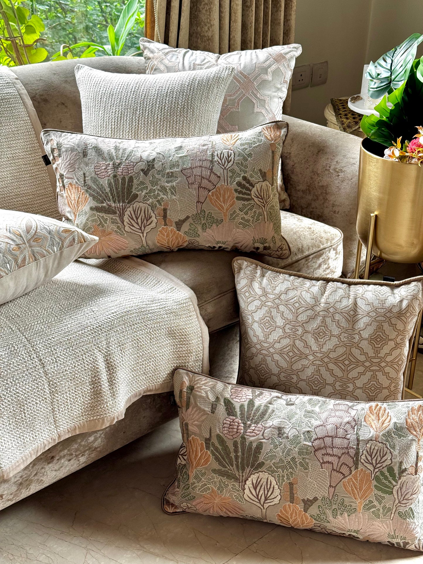 The Beige Paradise Lumbar (With Insert)