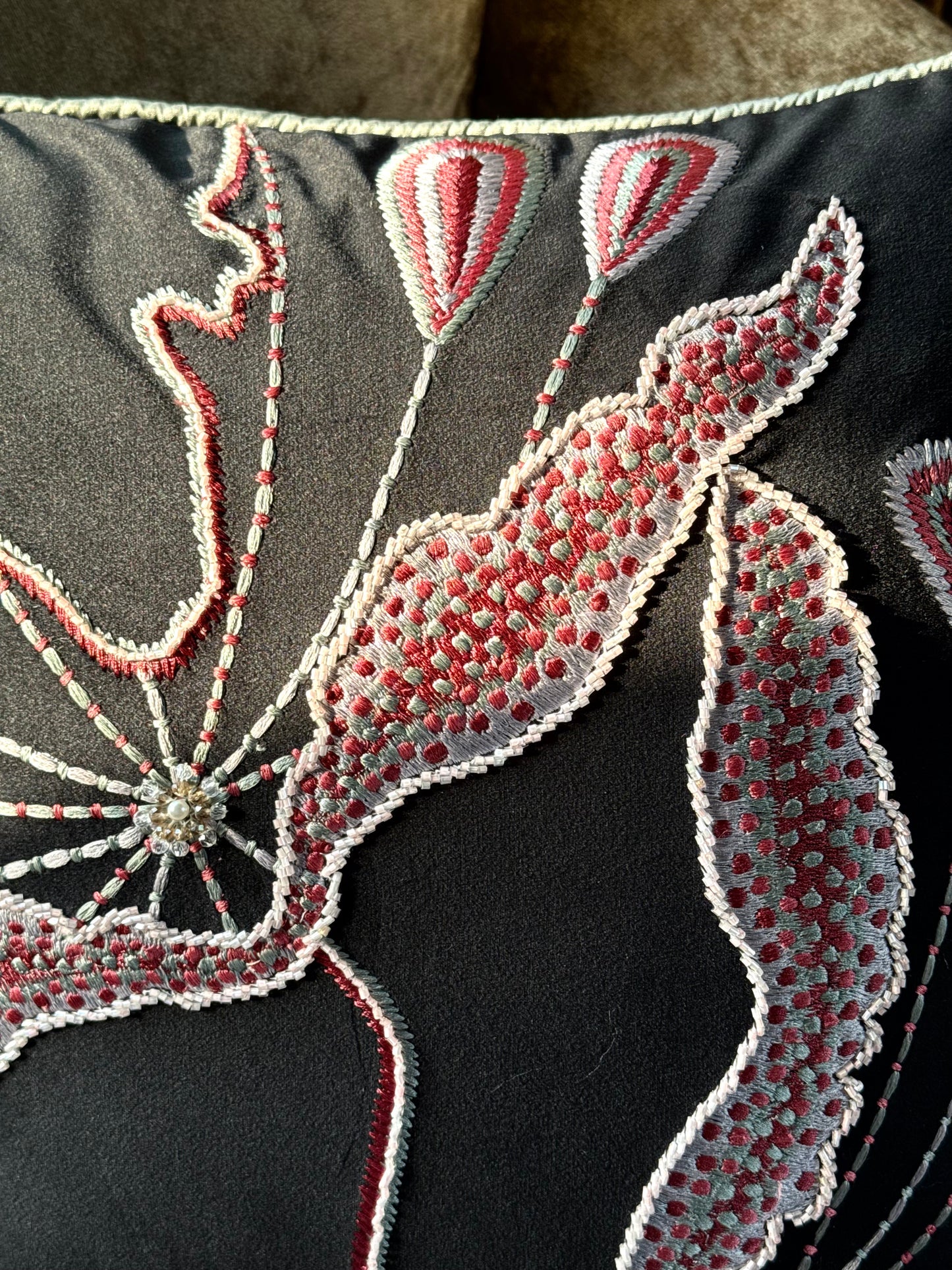 The Black Rosé Cushion Cover