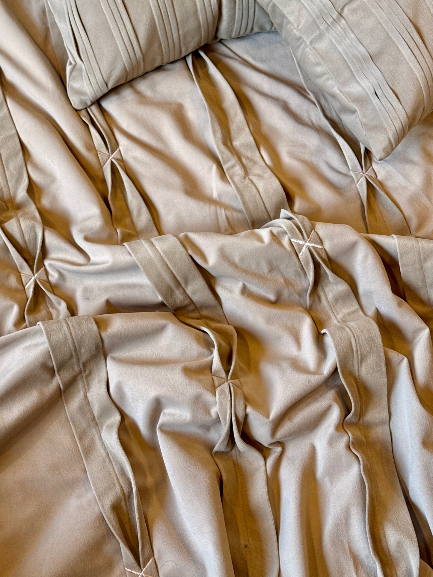 The Maison Tuck Bedding Set