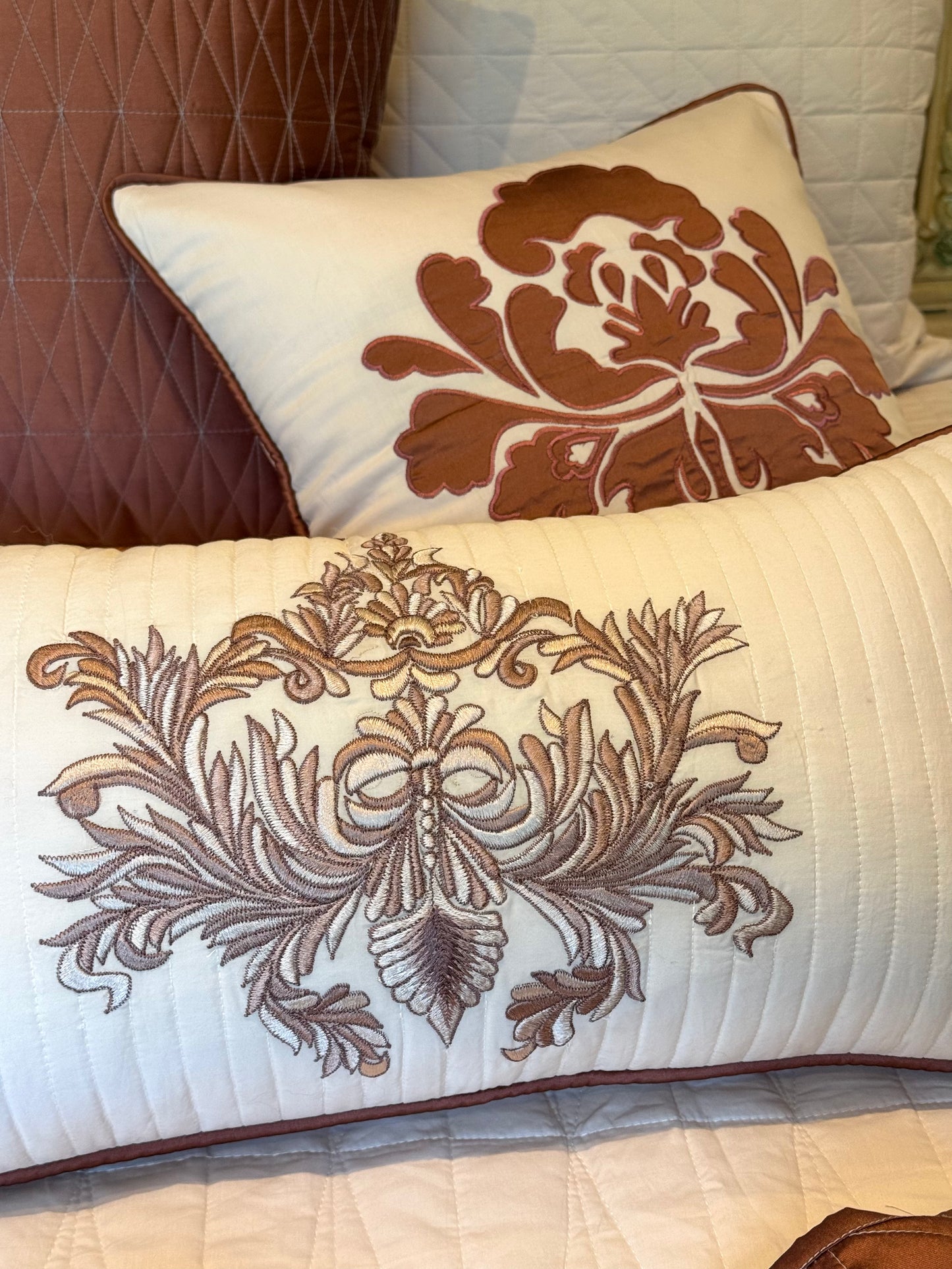 The Cotton Cinnamon Manor Set