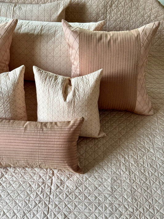 The Peach Linear Bedding Set