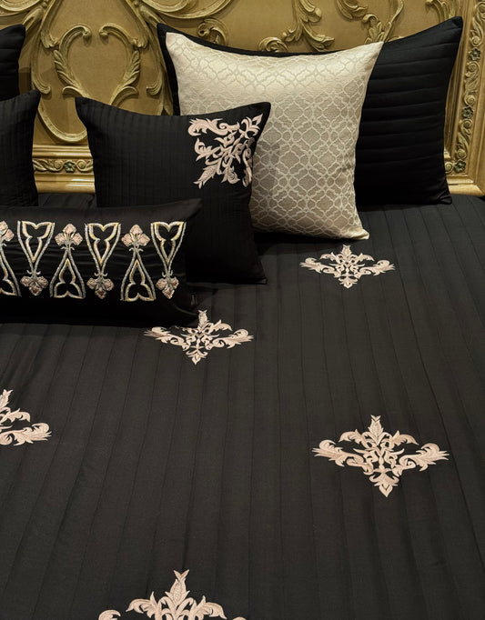 The Black Baroque Bedding Set