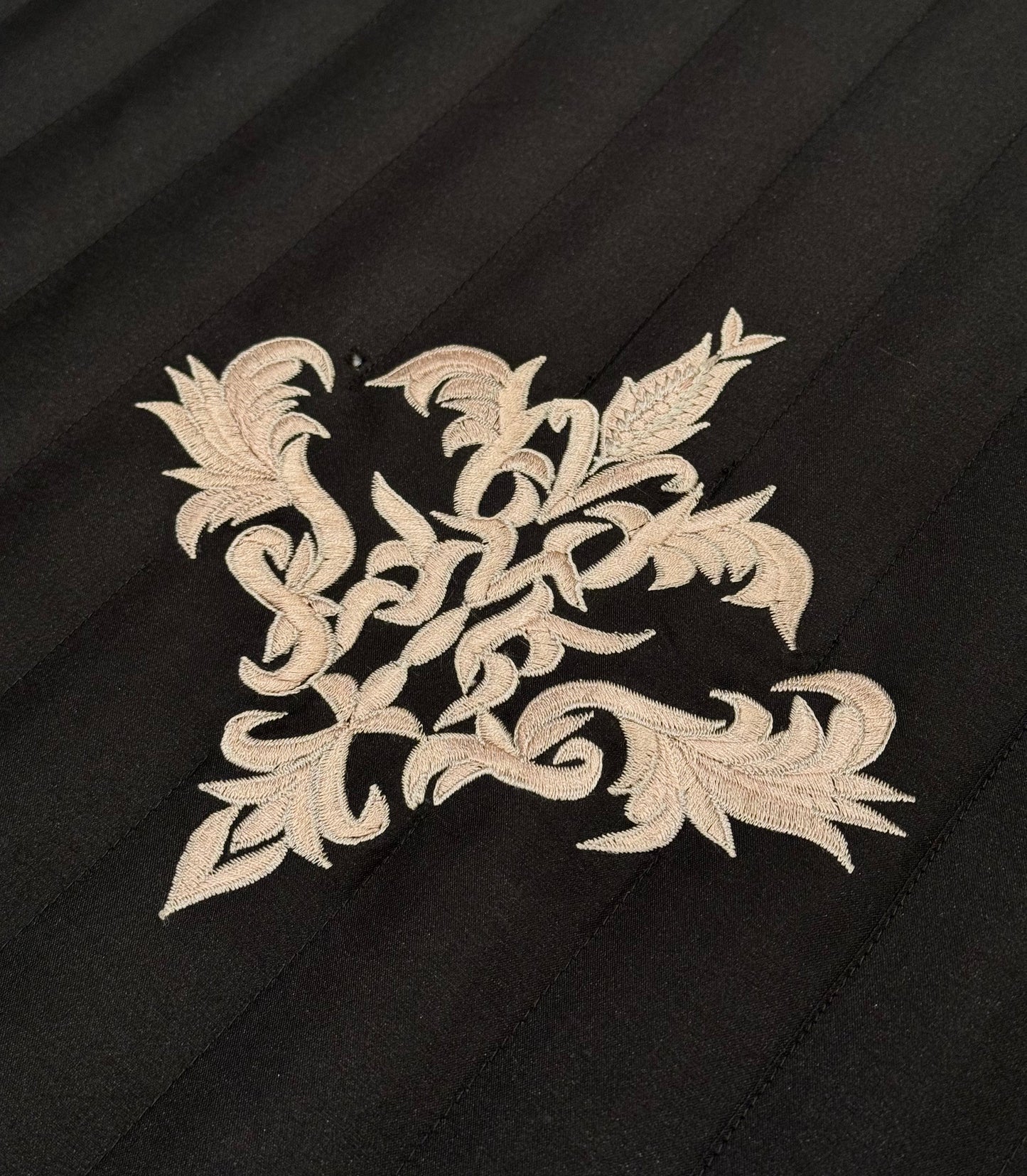 The Black Baroque Bedding Set
