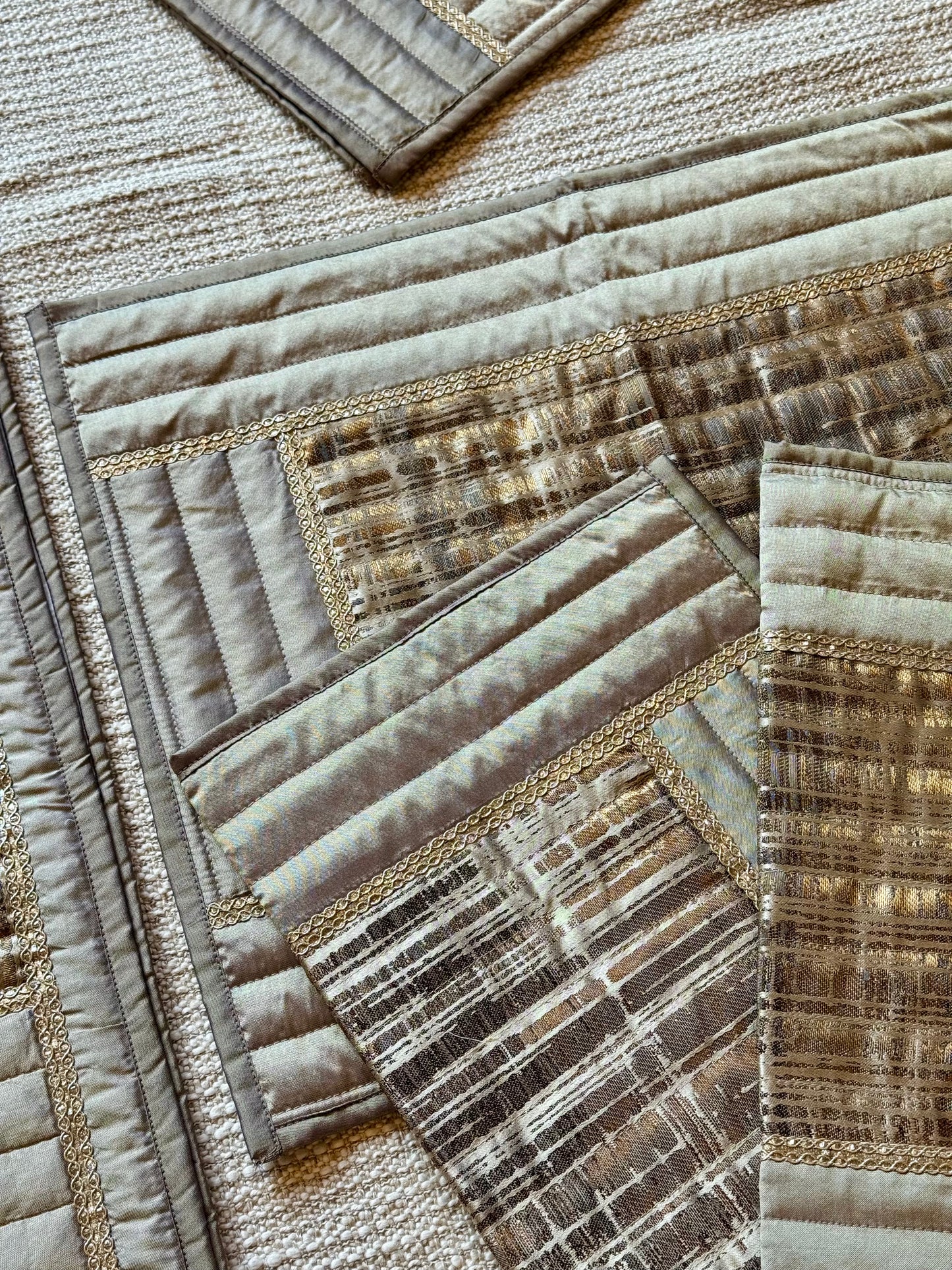 The Gold Linear Table Linen Set