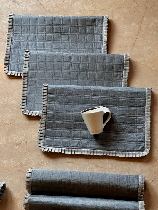 THE GREY PLEAT SET (8 SEATER)