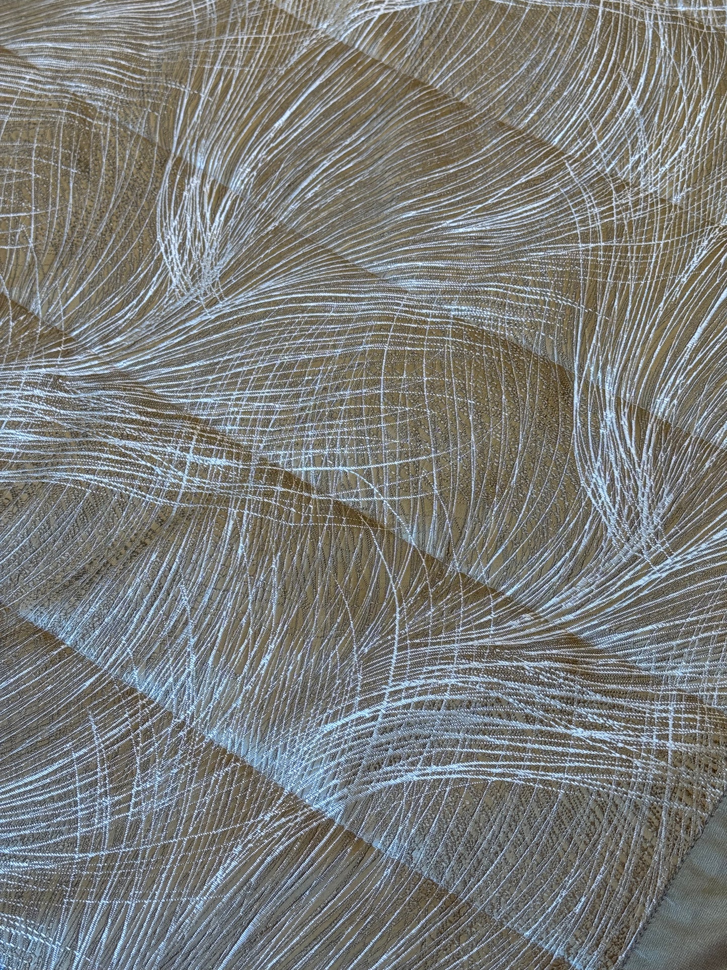 The Gold Tree Bedding Set