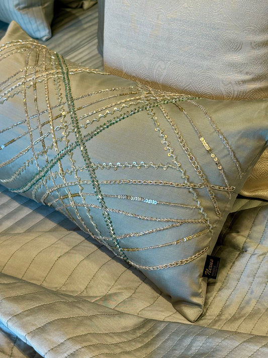 The Soft Green Aurelia Bedding Set