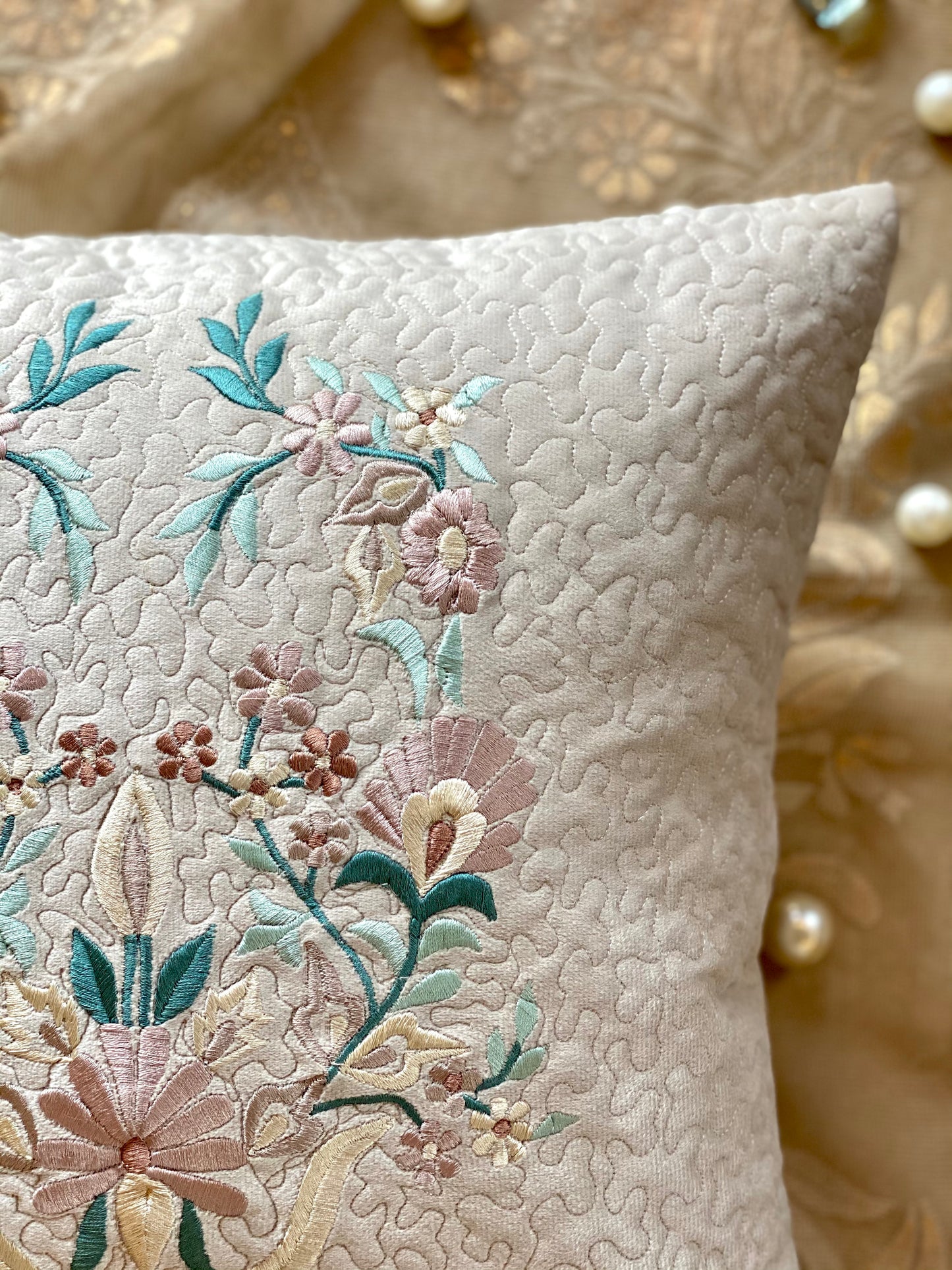 THE COCOON CUSHION COVER