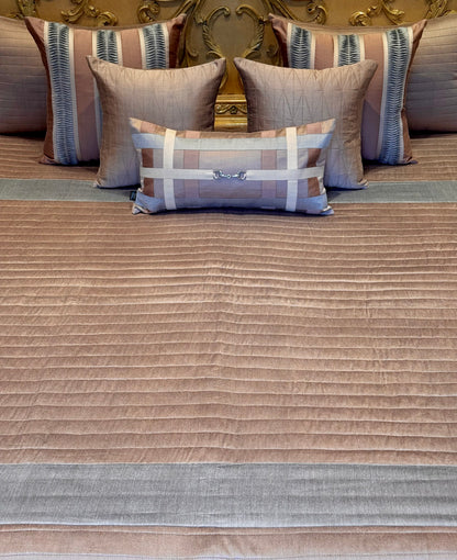 The Plum Grid Bedding Set