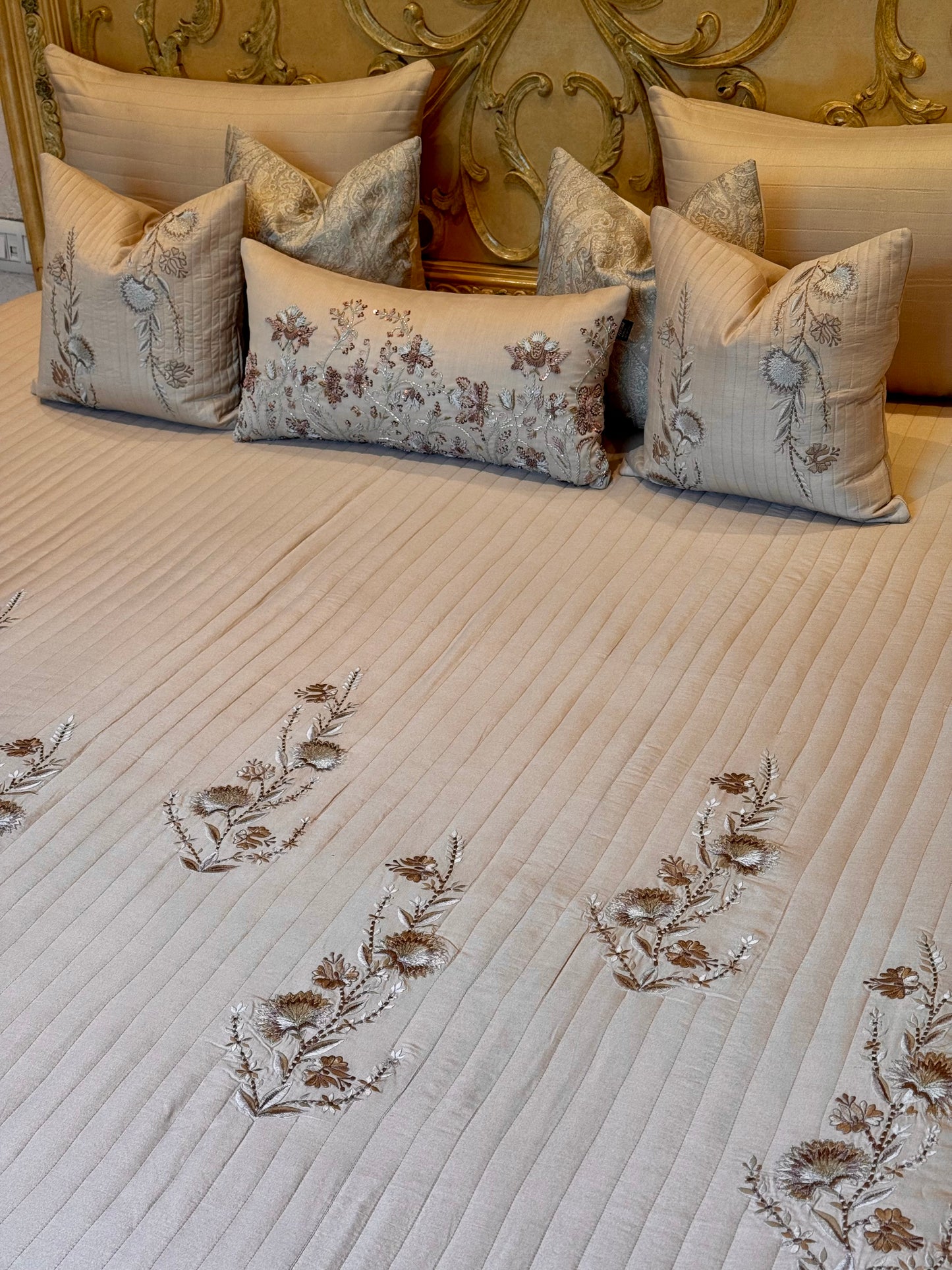 The Beige Bloomé Bedding Set