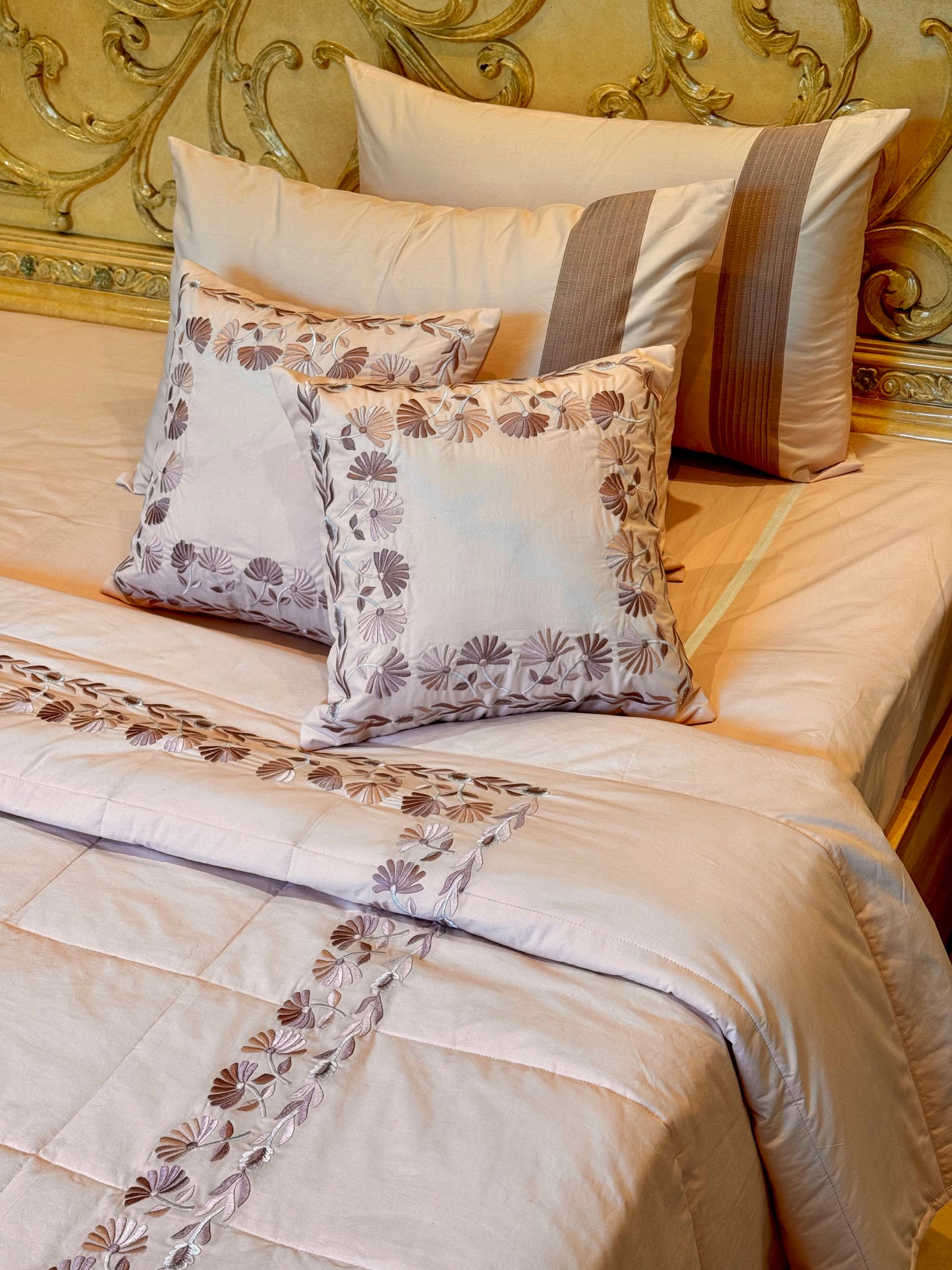 The Peach Blossom Quilt Set
