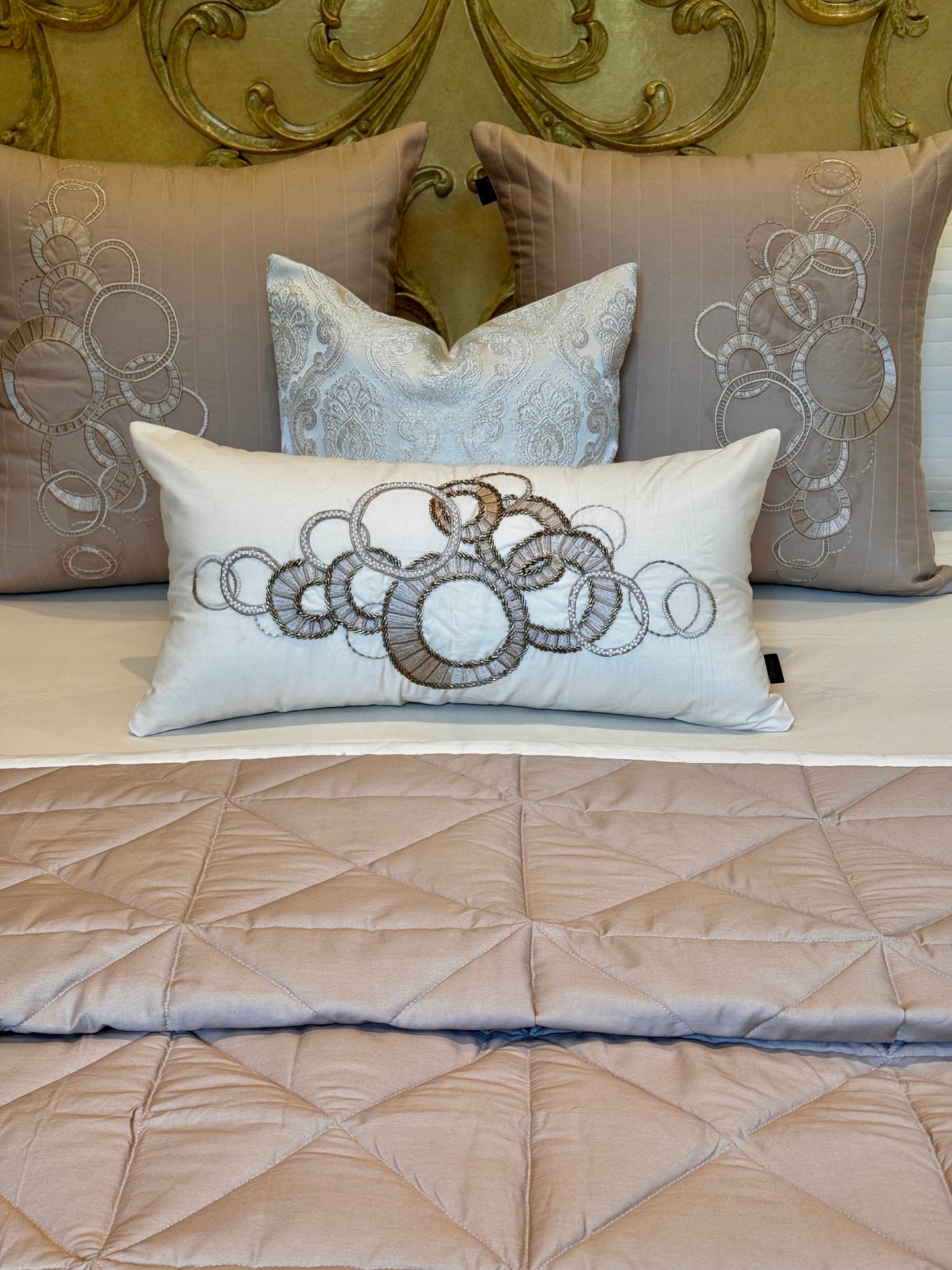 The Oat Pastel Quilt Set