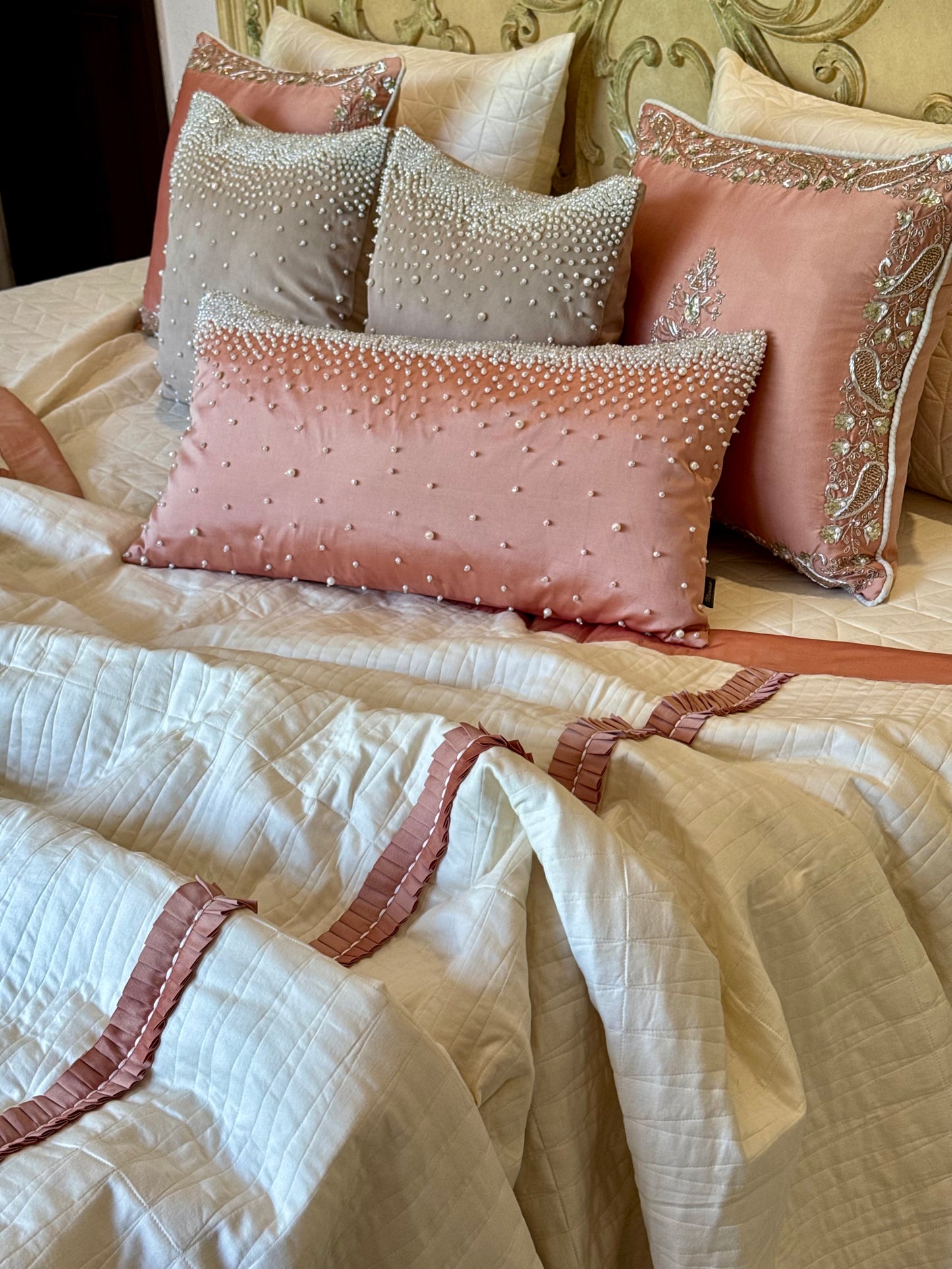 The Coral Noor Quilt Set