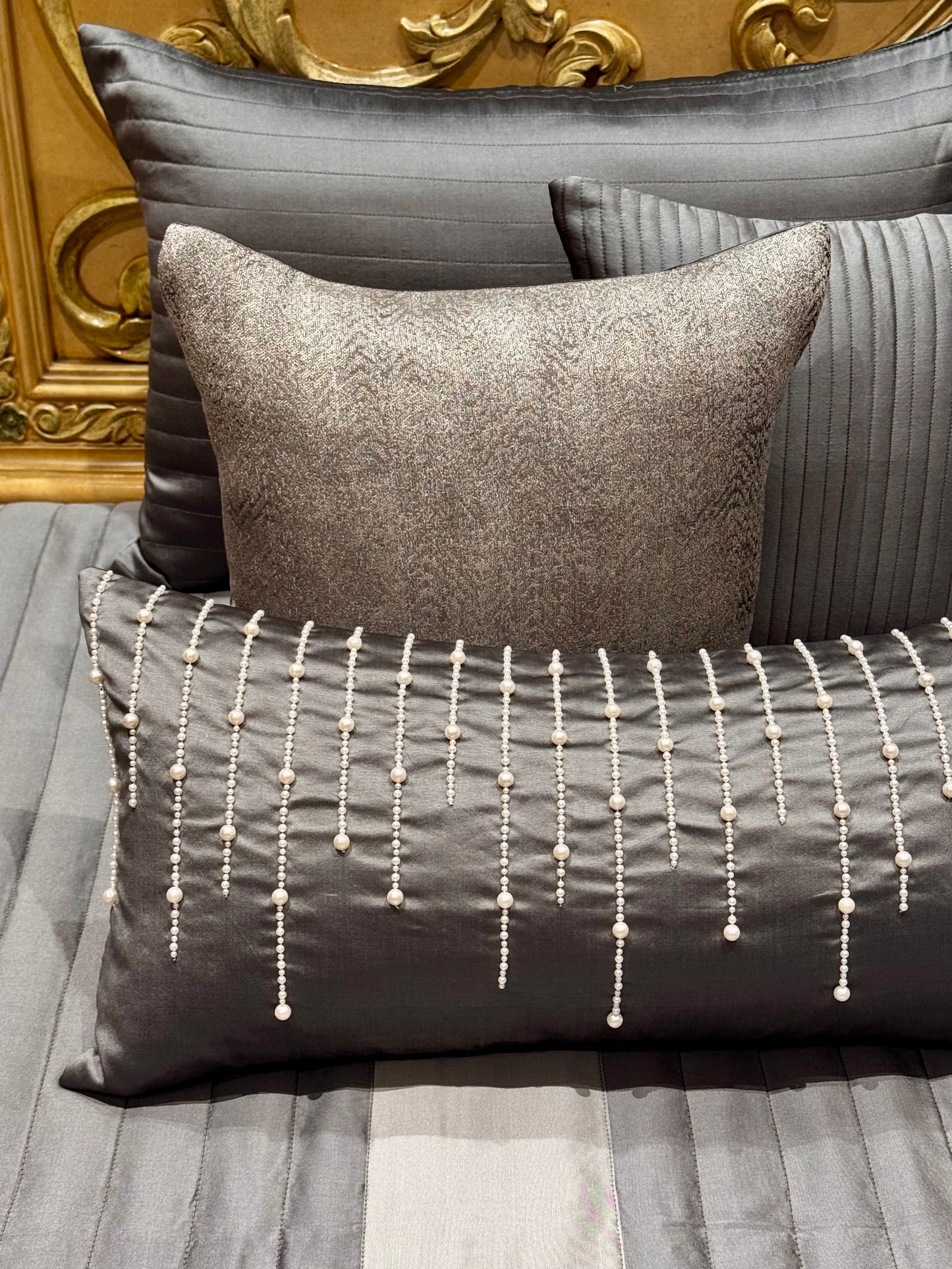 THE GREY DRIPPING BEDDING SET