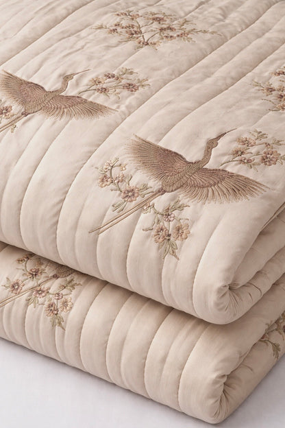 The Beige Bird Quilt