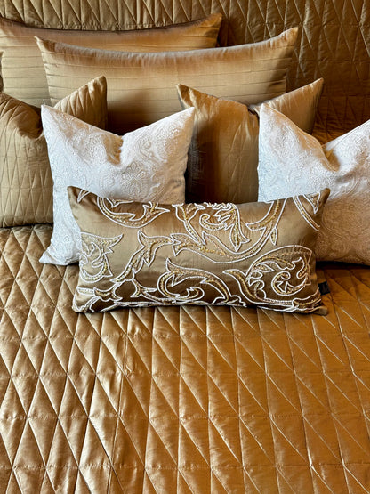 The Gold Sculpture Bedding Set