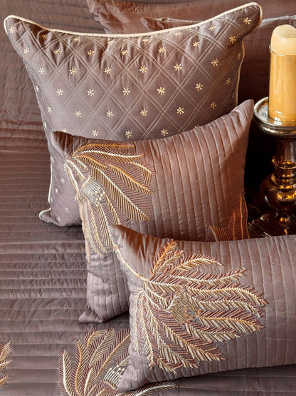 The Plum Valencia Bedding Set