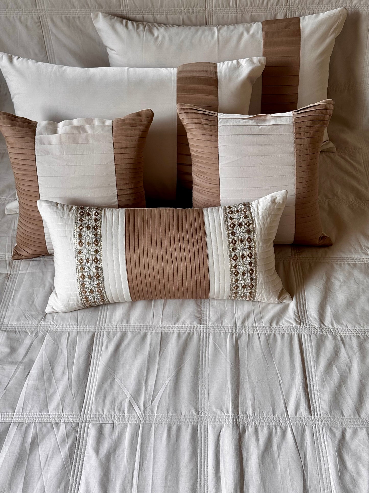 The Cotton Cremè Bedding Set
