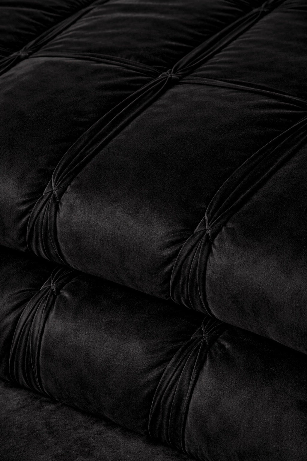 The Black Pleat Quilt