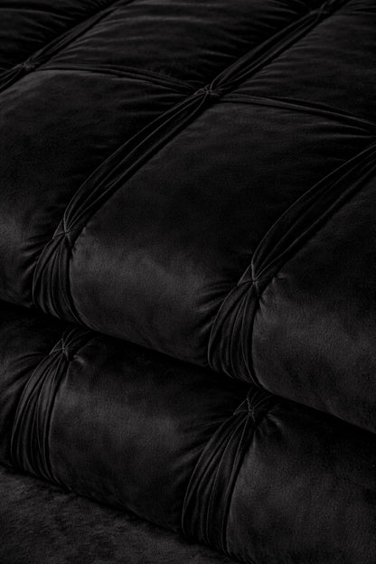 The Black Pleat Quilt