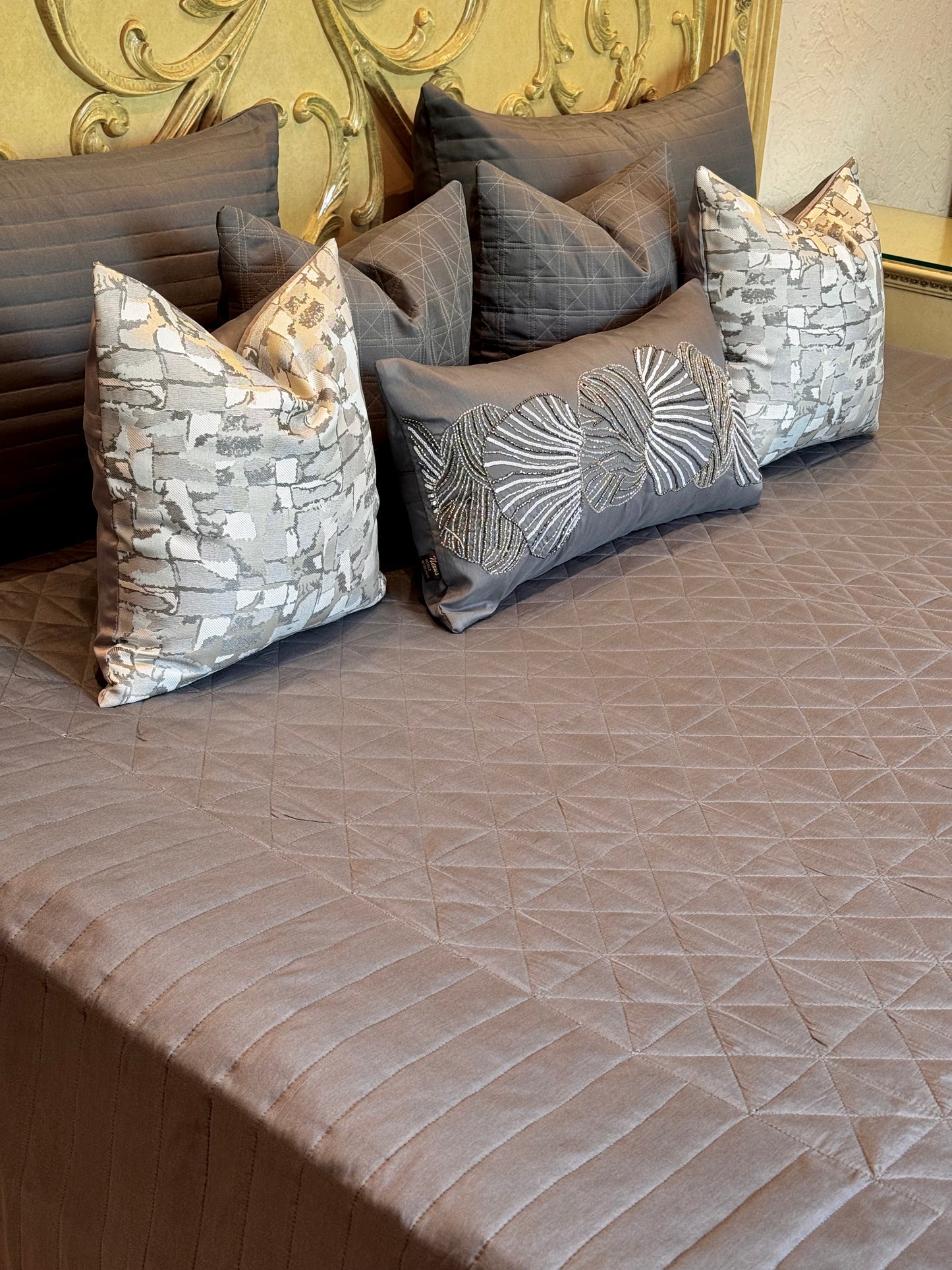 The Grey Ocean Bedding Set