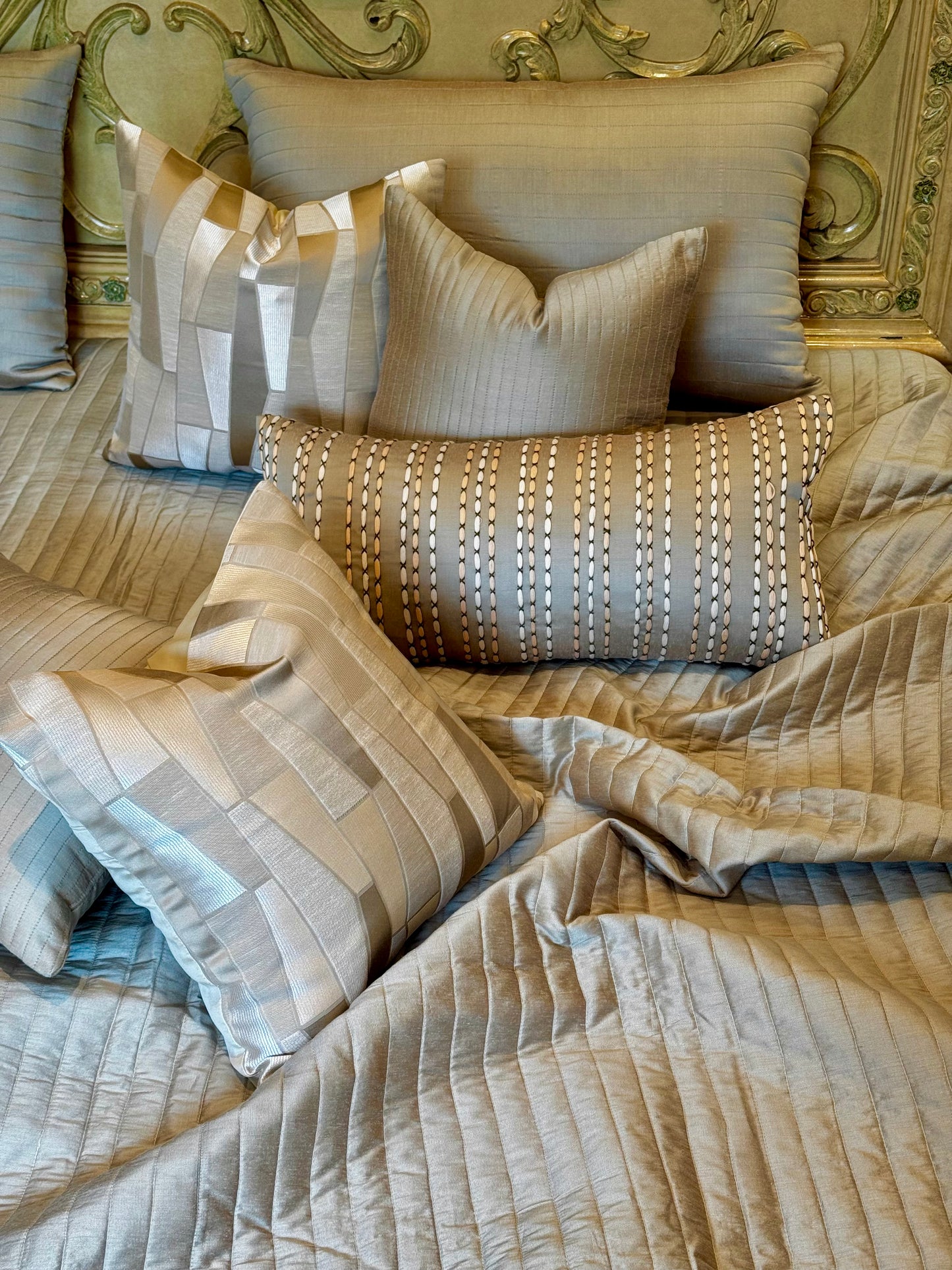 The Willow Mist Bedding Set