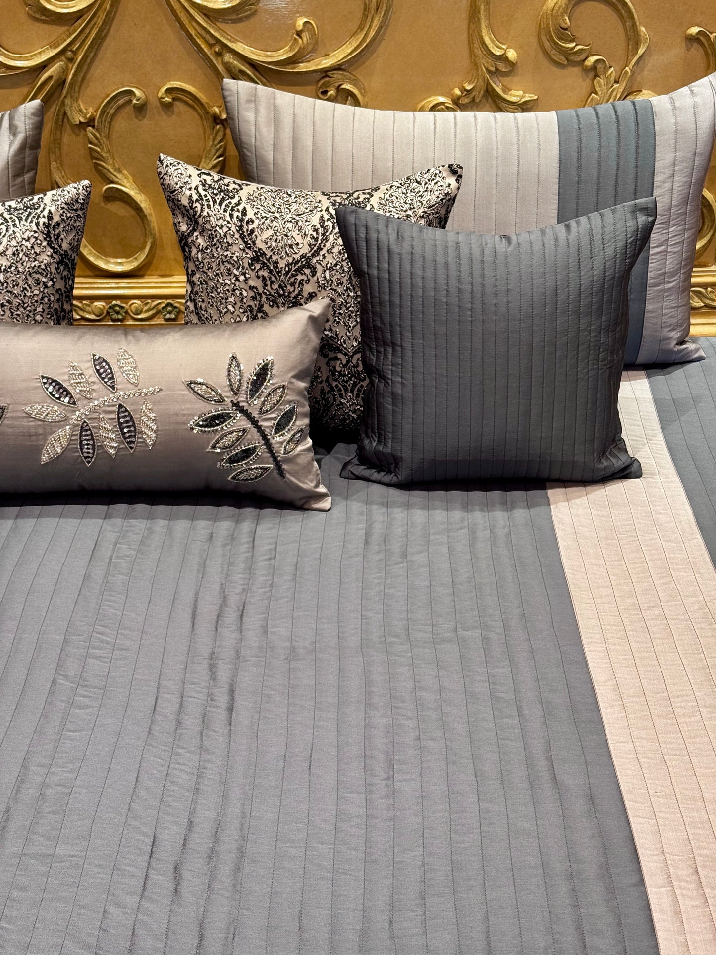 The Grey Blue Monalisa Set