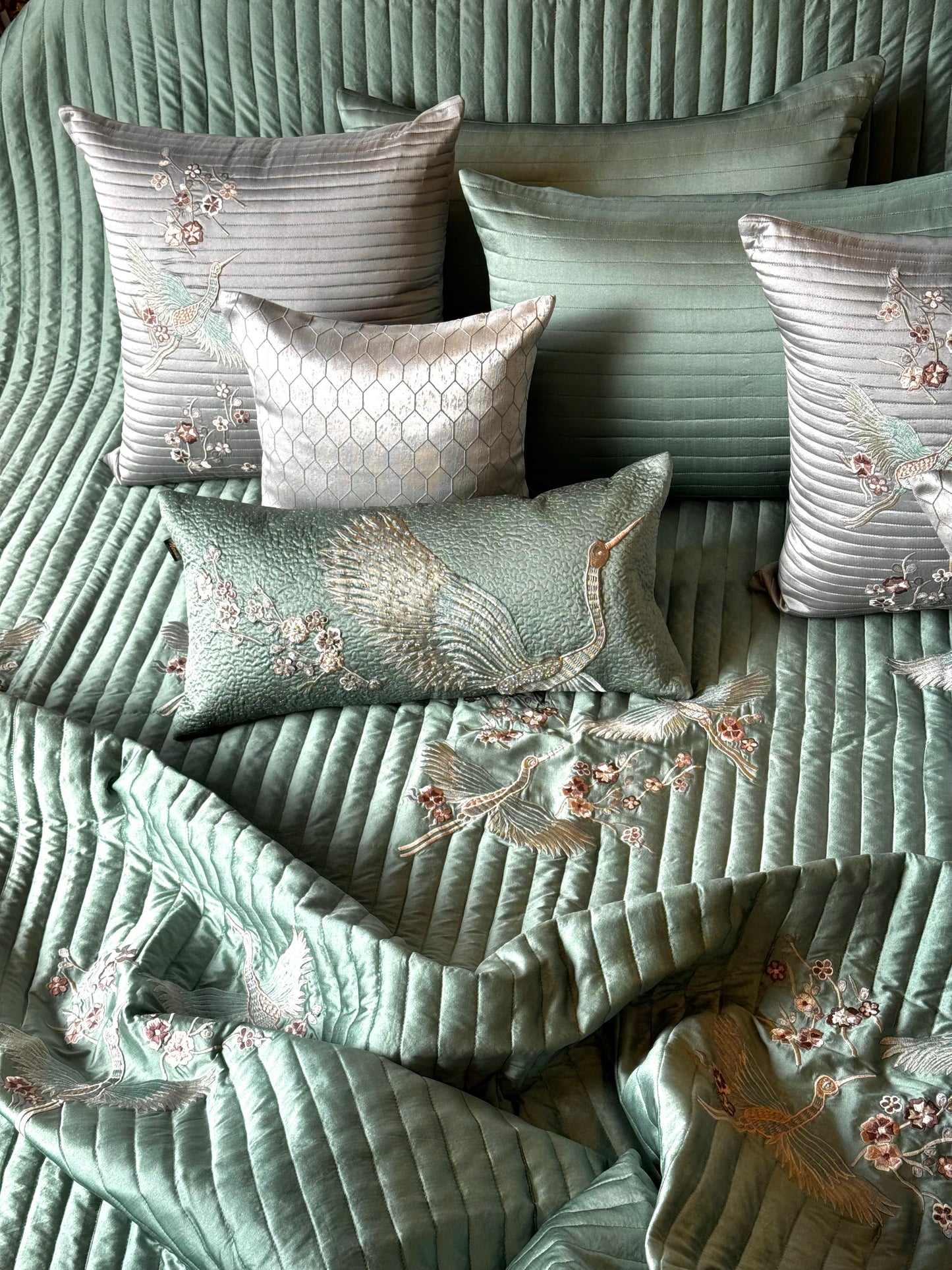The Green Bird Bedding Set