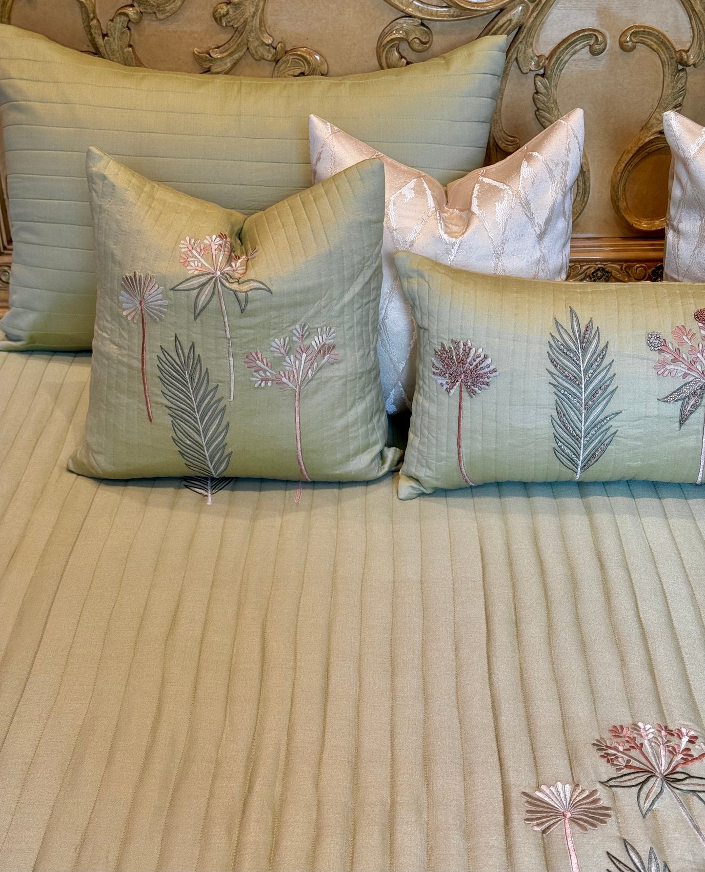 The Lime Green Shrub Bedding Set