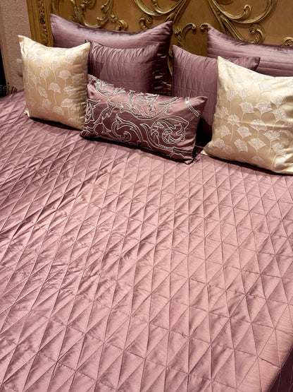The Lavender Sculpture Bedding Set