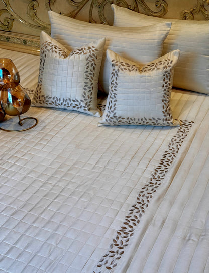 The Ivory Leaflet Bedding Set