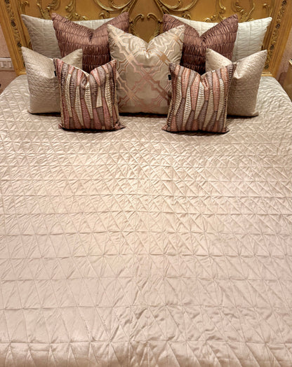 The French Azra Bedding Set