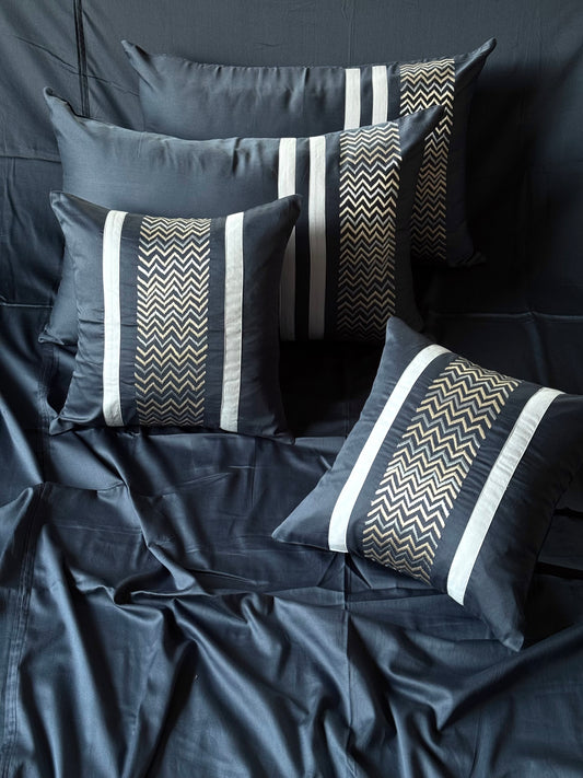 The Deep Blue Modish Bedsheet