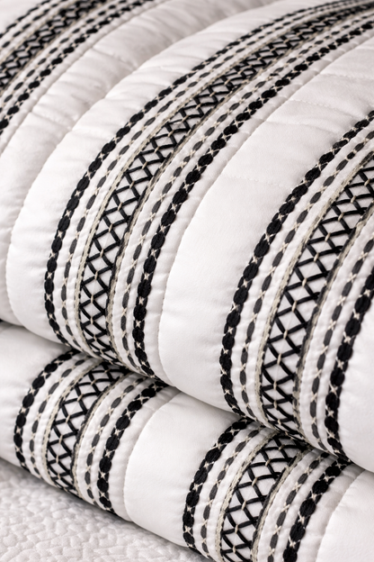 The White Windsor Duvet Cover