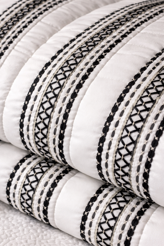 The White Windsor Duvet Cover
