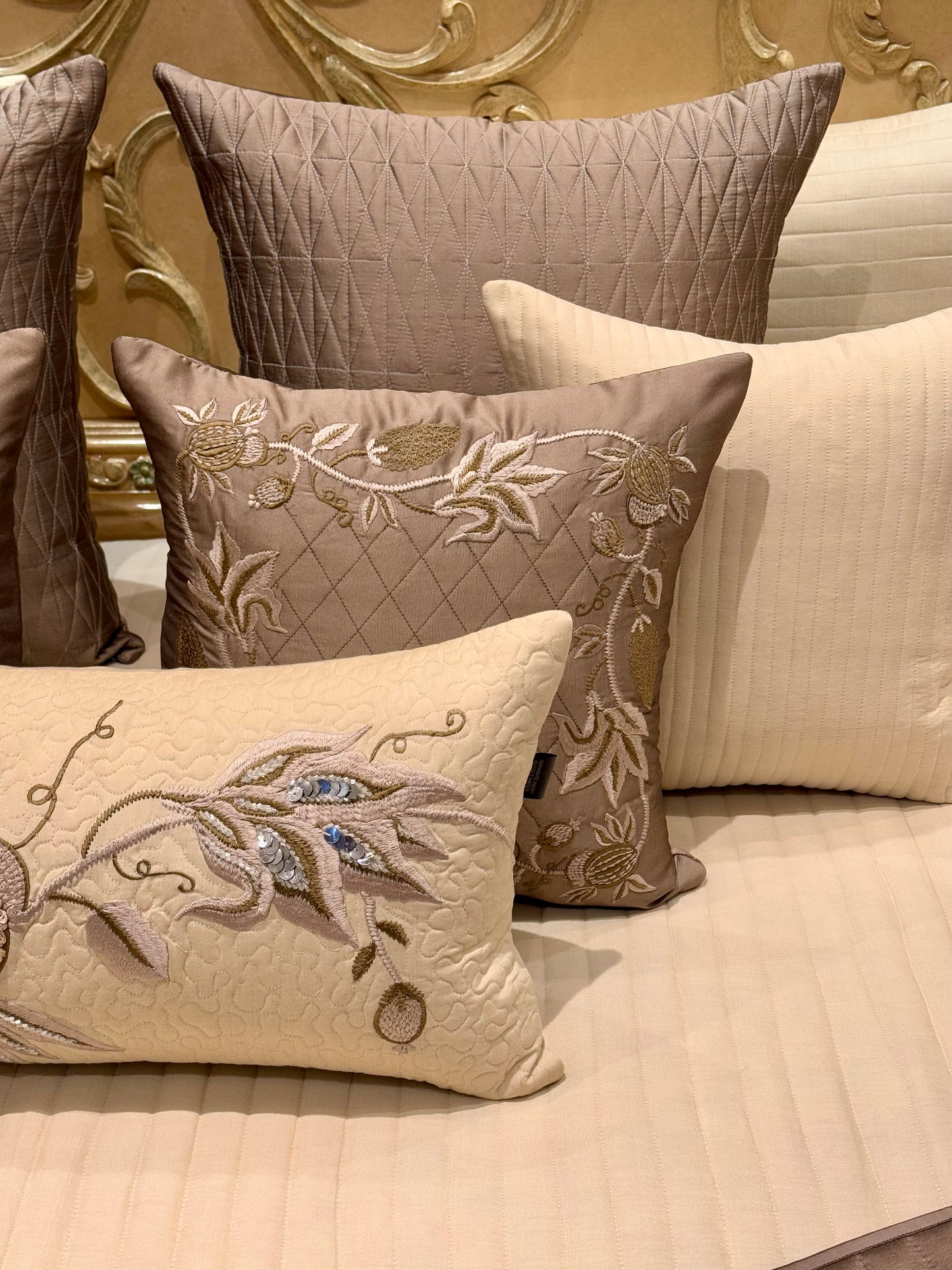 THE IVORY CITRUS BEDDING SET