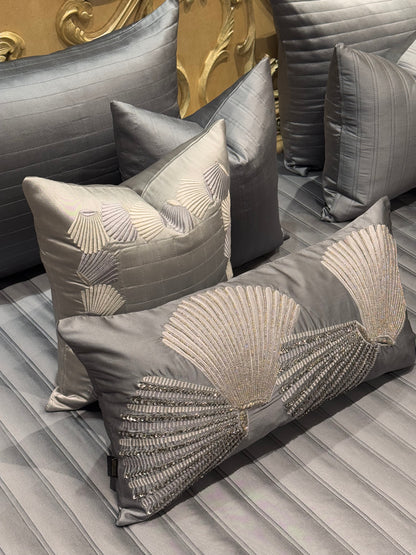 The Grey Fan Bedding Set