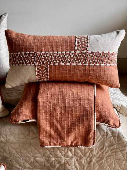 The Clay & Ivory Lumbar (With Insert)