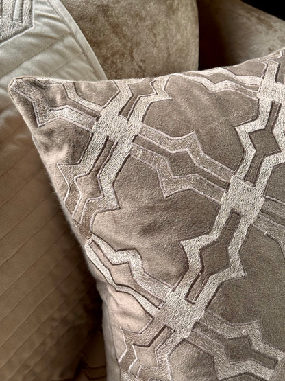 The Brown Star Cushion Cover