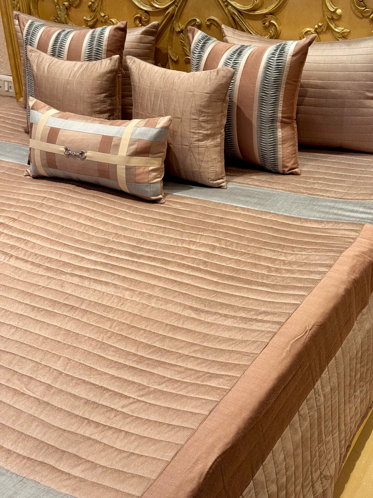 The Plum Grid Bedding Set