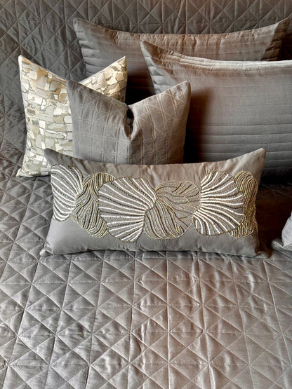 The Grey Ocean Bedding Set