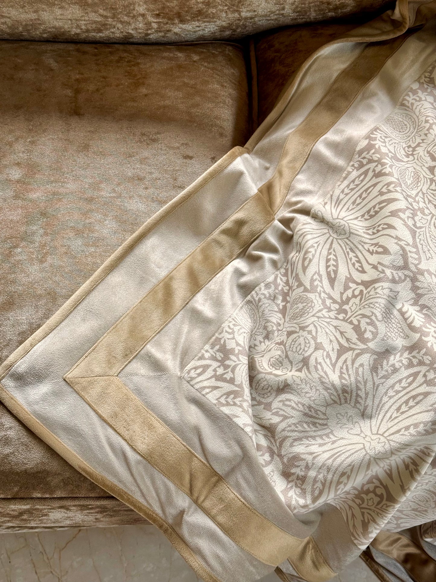 The Champagne Garden Throw