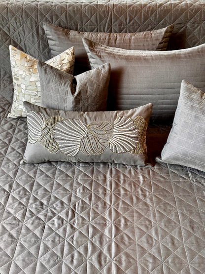 The Grey Ocean Bedding Set