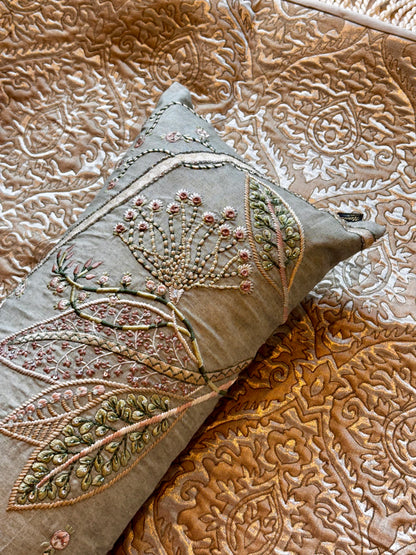 The Summer Green Lumbar (With Insert)