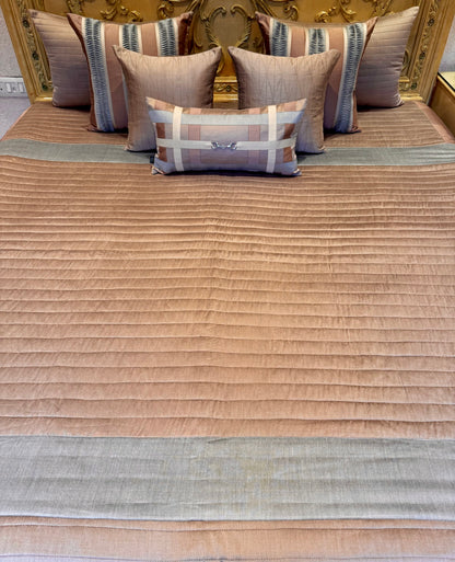 The Plum Grid Bedding Set