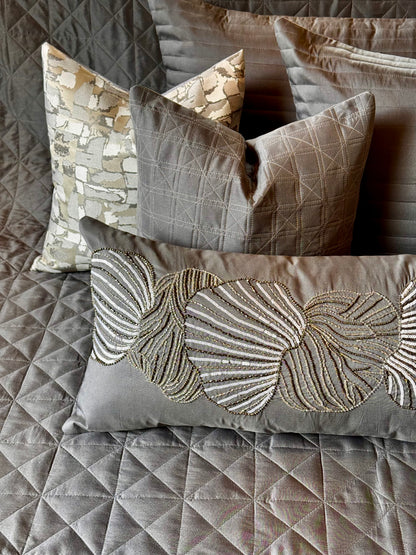 The Grey Ocean Bedding Set