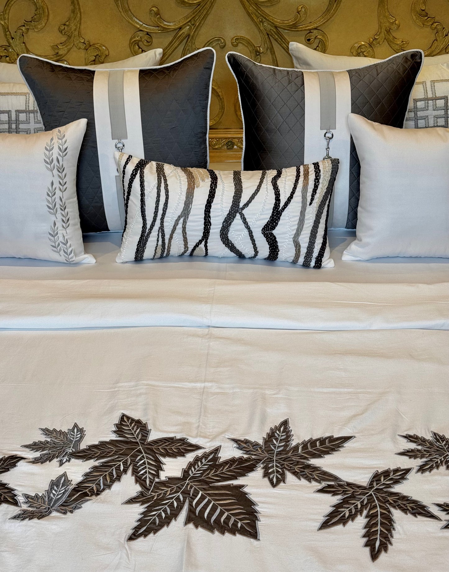 The Grey Maple Duvet Cover Set