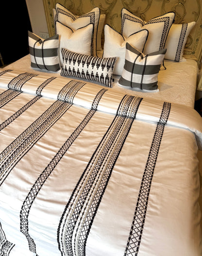 The Windsor Hand Embroidered Set