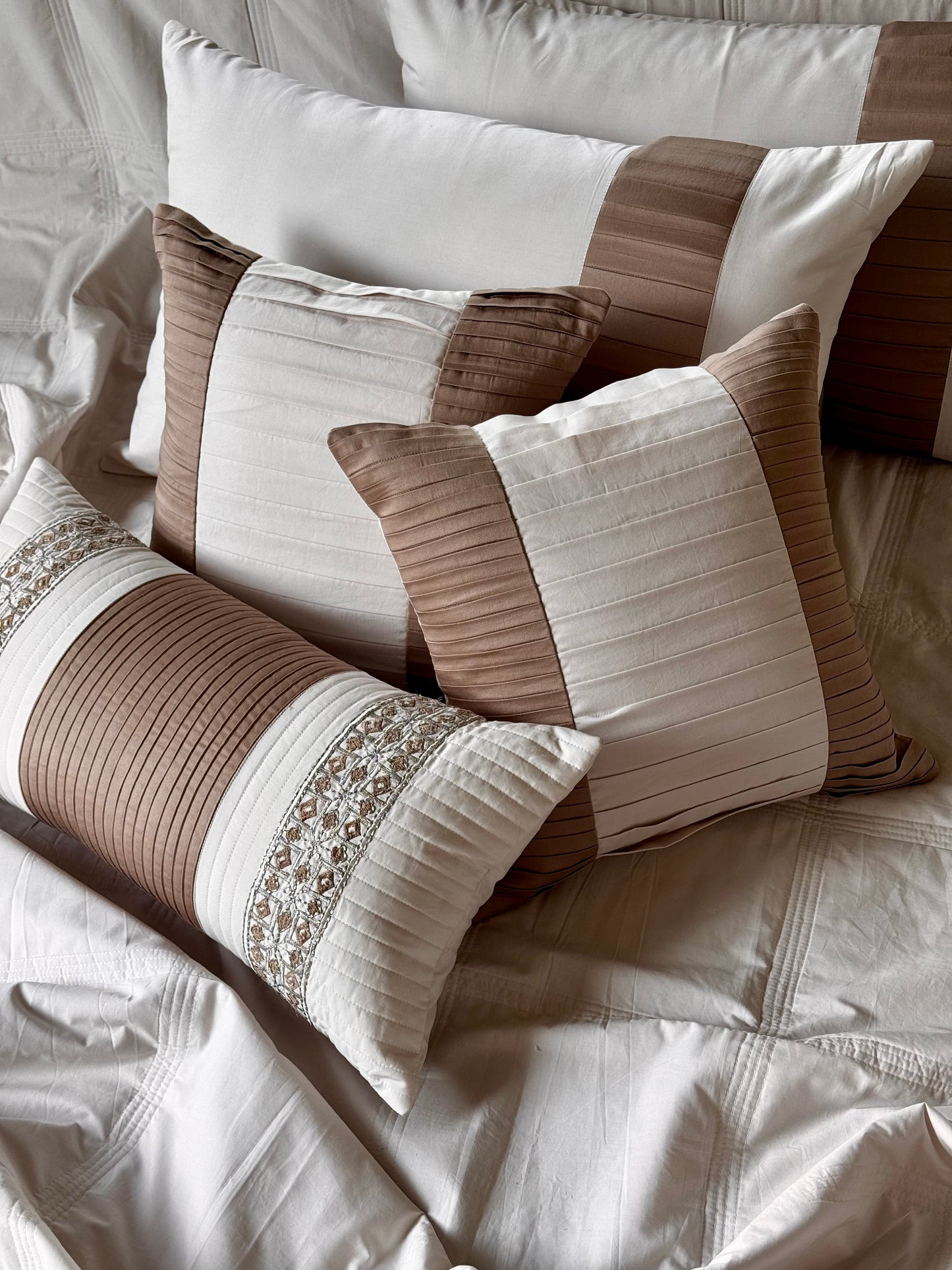 The Cotton Cremè Bedding Set